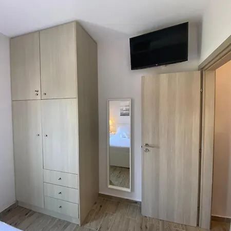 Elli's House - בית נופש