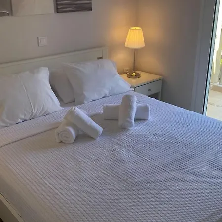 בית נופש Elli's House - ליקסורי