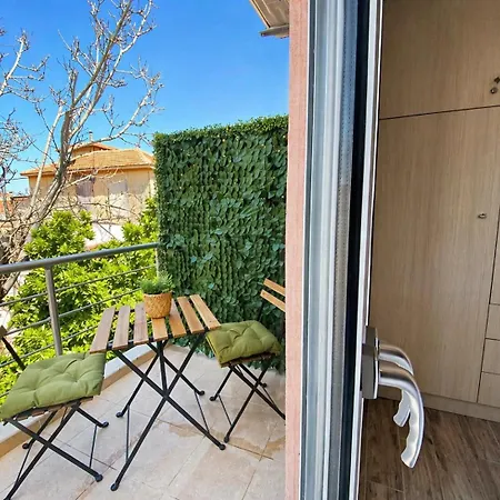 Elli's House - * Lixouri
